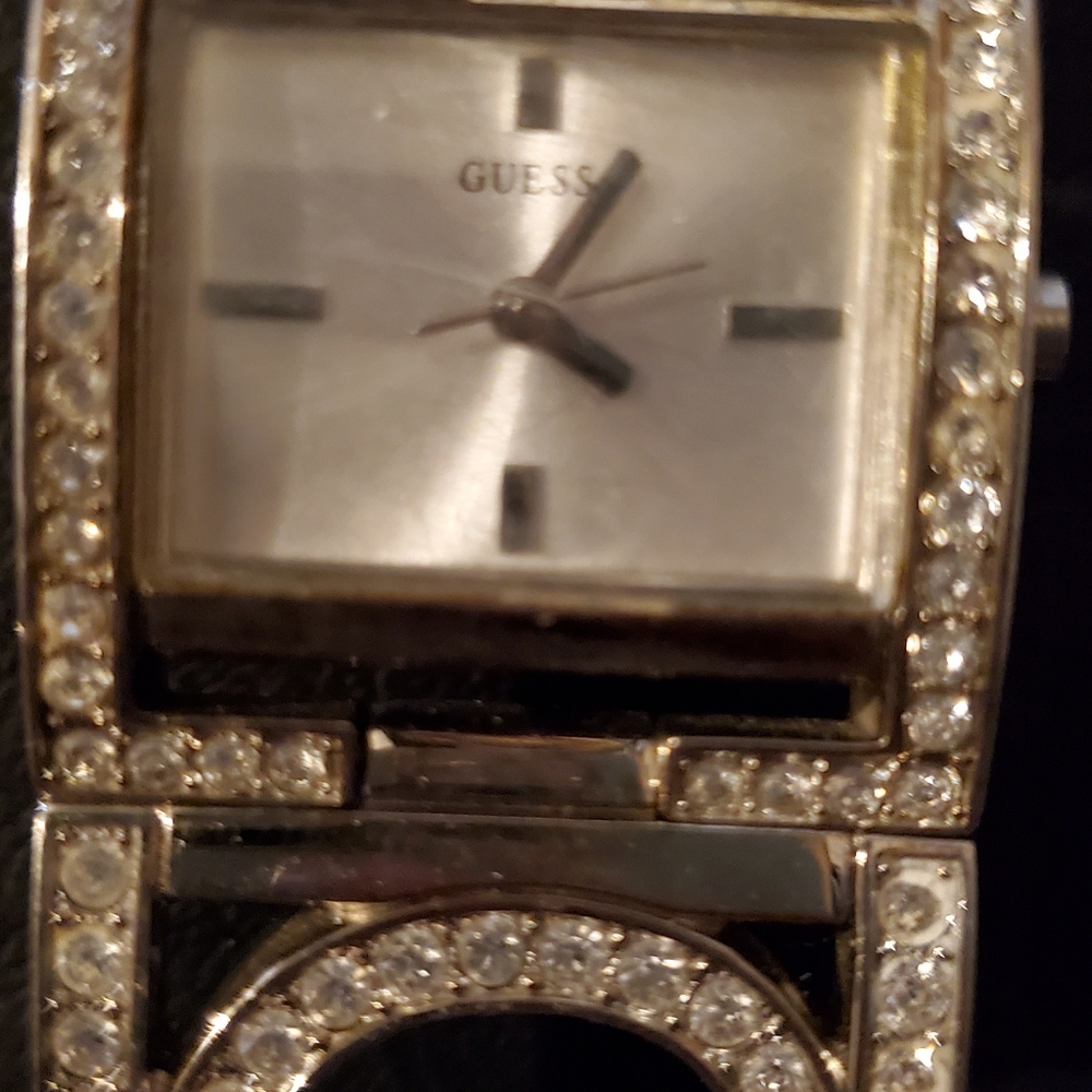 Womens Guess Watch